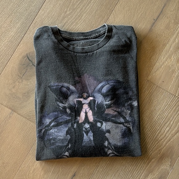 Tops - ASHNIKO BUTTERFLY CONCERT TSHIRT XXL